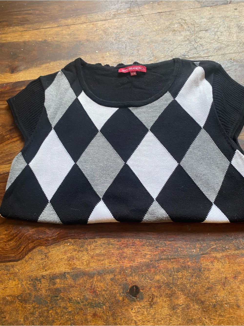 Women's Argyle Short-Sleeve Knit Top - Black & Gray , in excellent condition! - Picture 3 of 6